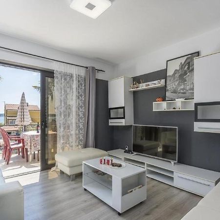 Apartment Zak Novigrad Istria Exterior foto