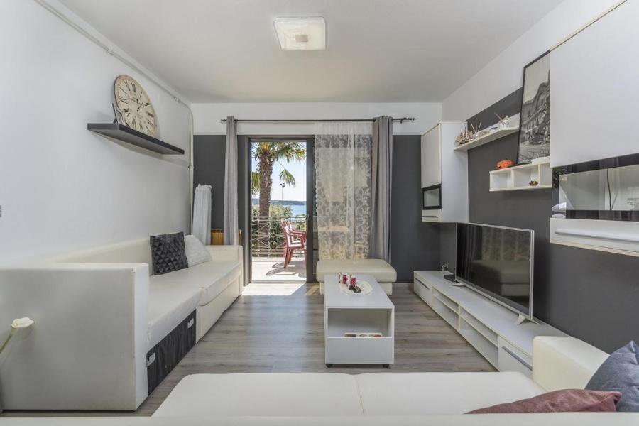 Apartment Zak Novigrad Istria Exterior foto