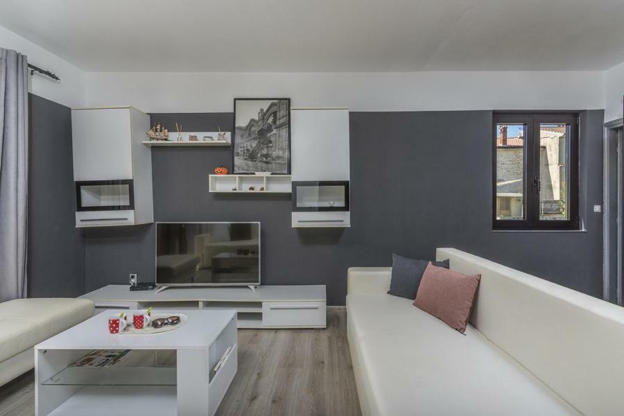 Apartment Zak Novigrad Istria Exterior foto